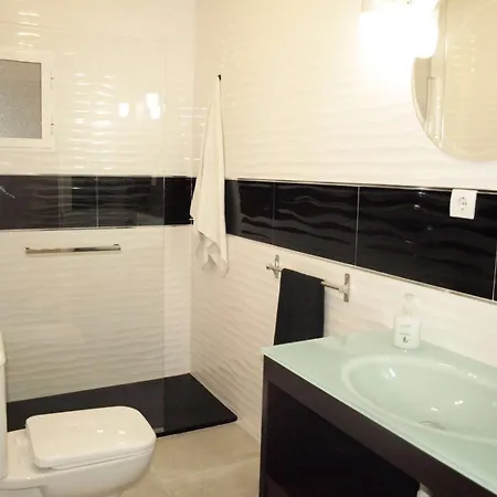 Nueva Apartment *